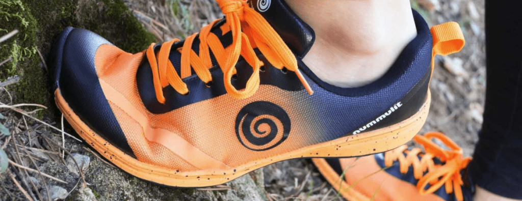 The barefoot sport shoe Nummulit Ignis provides lightness, flexibility and stability for every workout, walk or run.